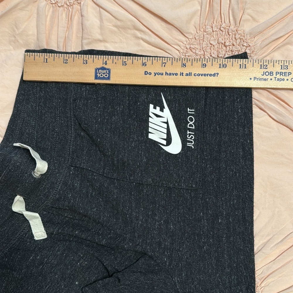 Nike Vintage Just Do It Shorts - Picture 8 of 9